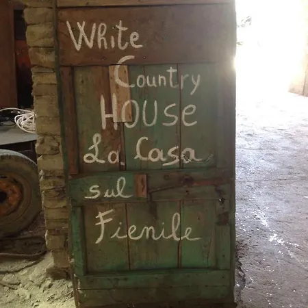 La Casa Sul Fienile Апартаменты *